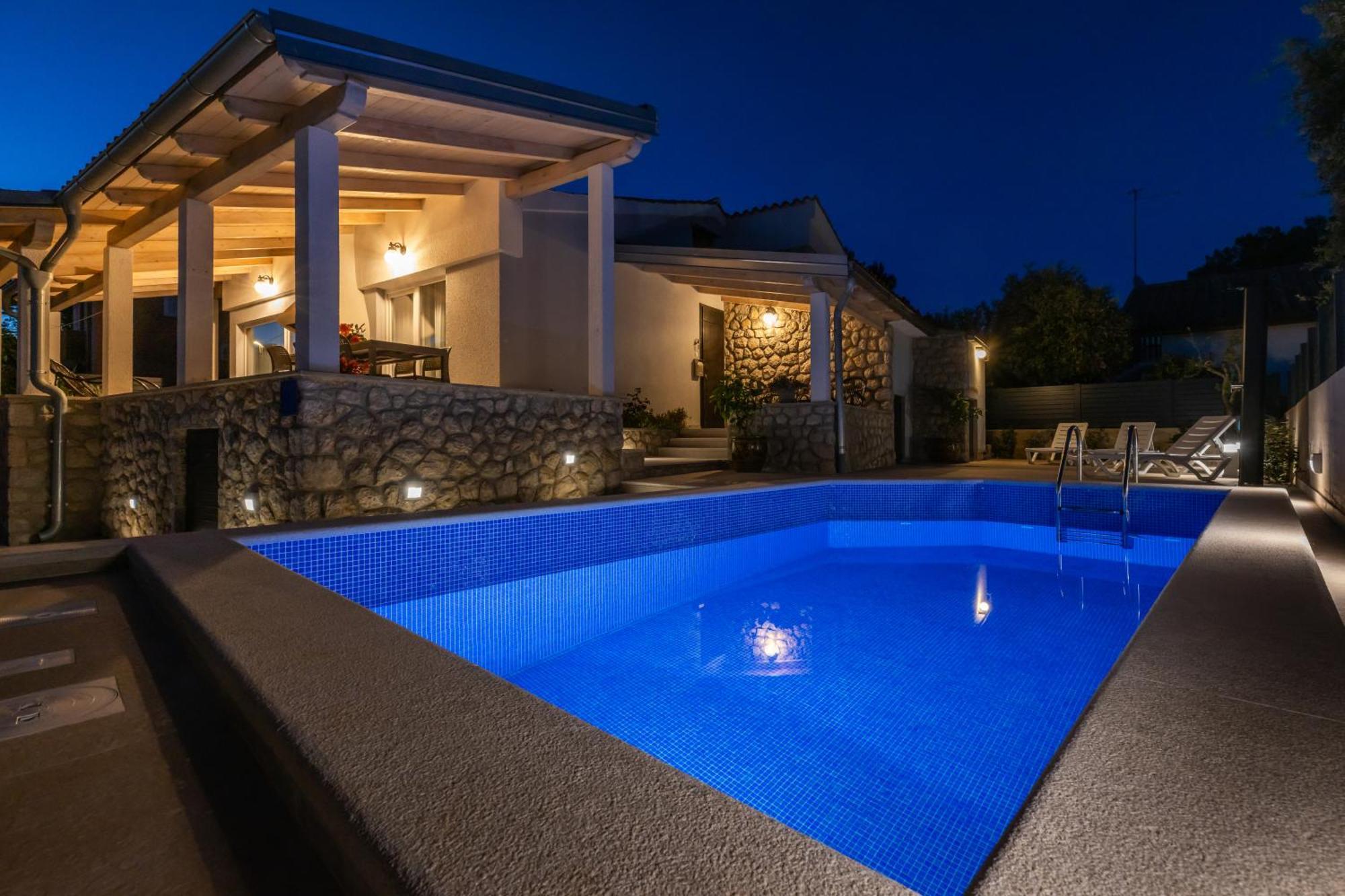 Captains Home Mali Lošinj Exteriör bild