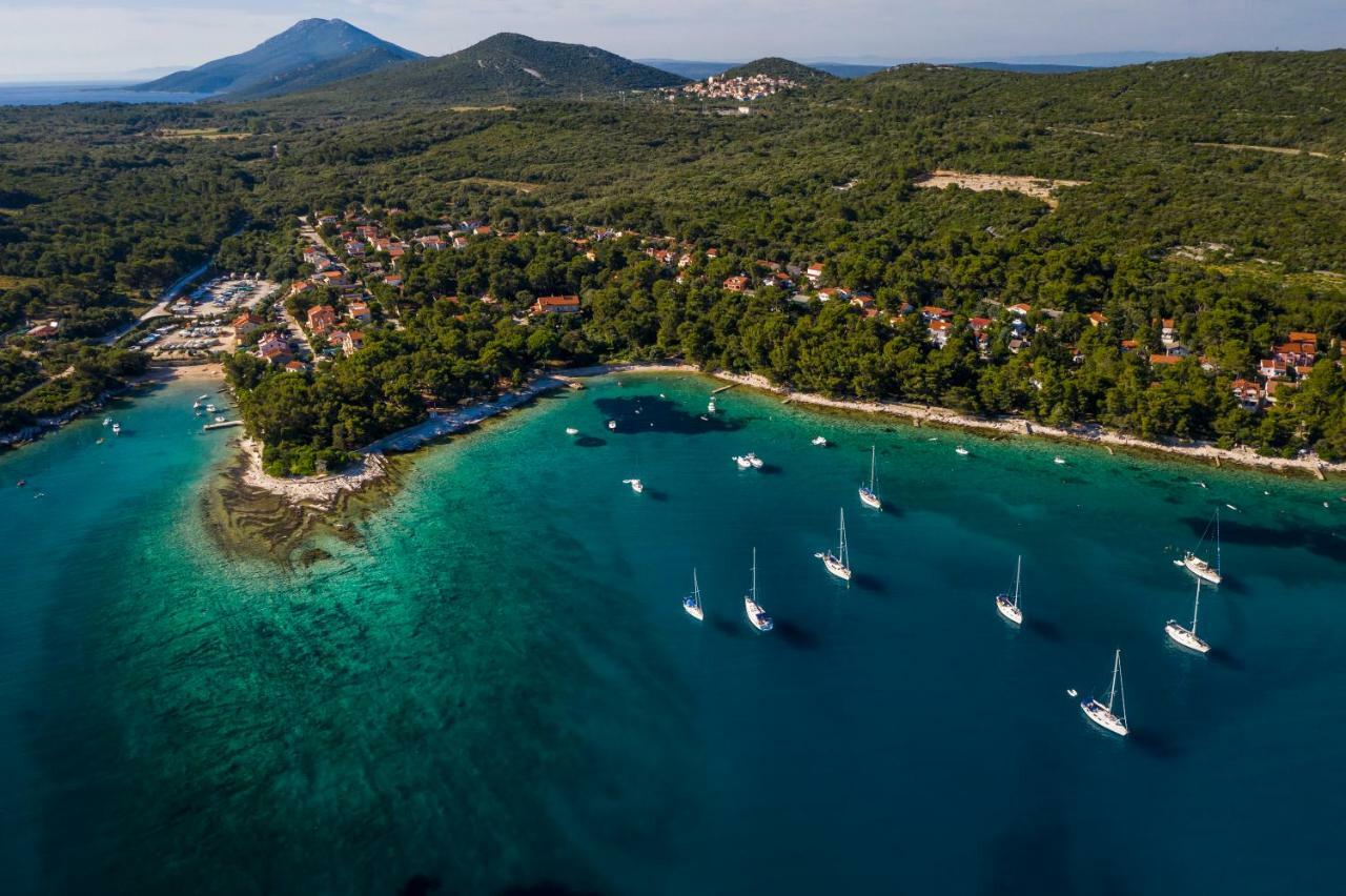 Captains Home Mali Lošinj Exteriör bild